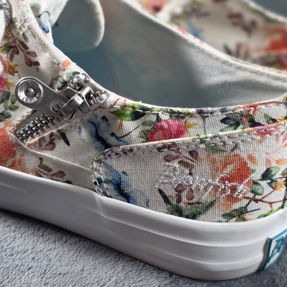 Blowfish Malibu Women's Floral Print Sneakers NWOT - Picture 10 of 10